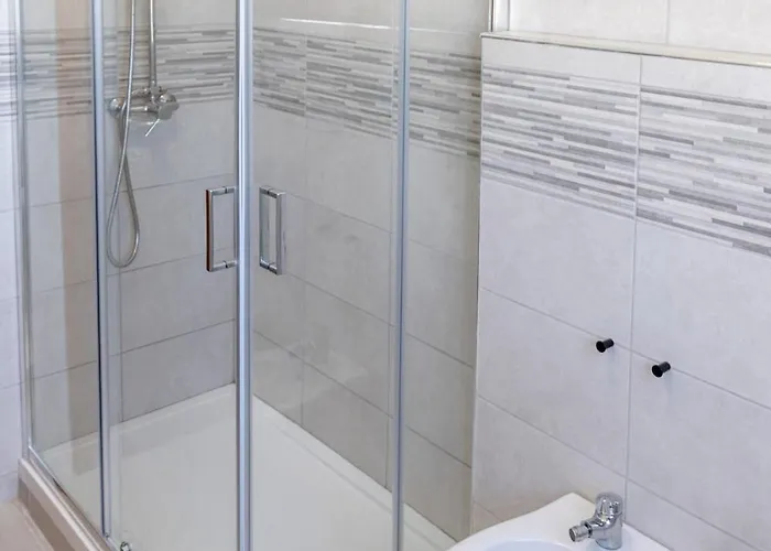 Large Family - 4 Bedrooms With Free Parking Near San Paolo Metro & By Rhr Apartamento Roma