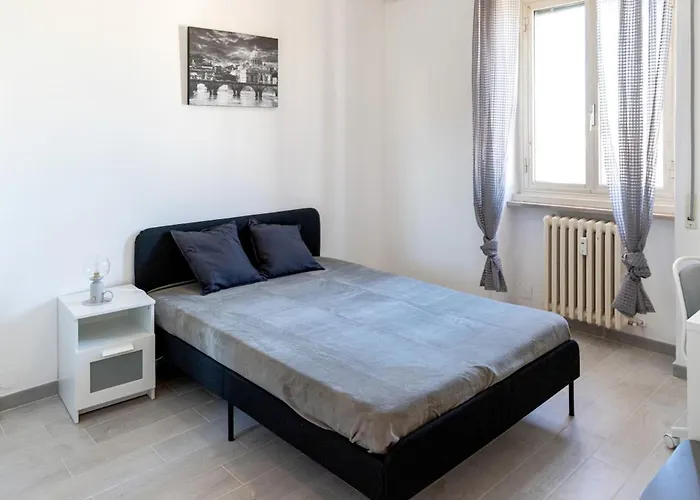 Large Family - 4 Bedrooms With Free Parking Near San Paolo Metro & By Rhr Apartamento
