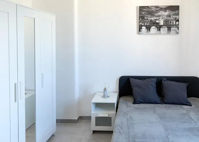 Apartamento Large Family - 4 Bedrooms With Free Parking Near San Paolo Metro & By Rhr Roma